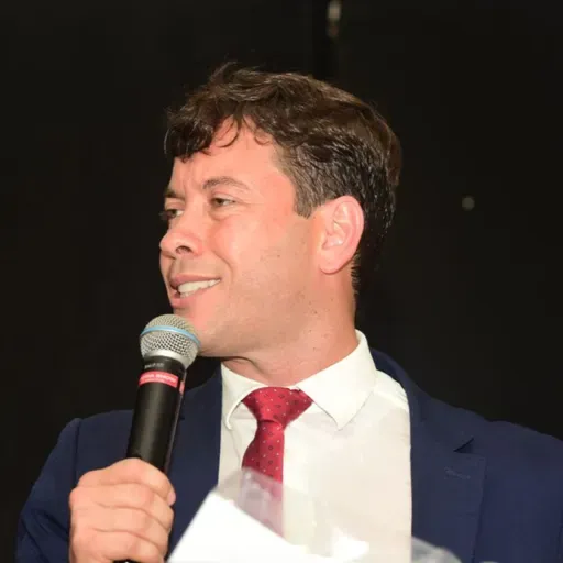 Pré-candidatura: Arnaldinho diz que vai "percorrer municípios do ES"