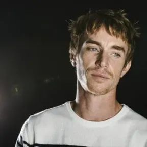 Ben mazue