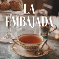 Ignacio Santa Cruz autor de la novela la embajada