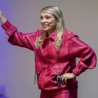 CHAMADOS À ABUNDÂNCIA _ Rossana Lira