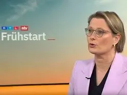 Stefanie Hubig: "Kein Sorgerecht für Eltern, die ihre Partner schlagen"