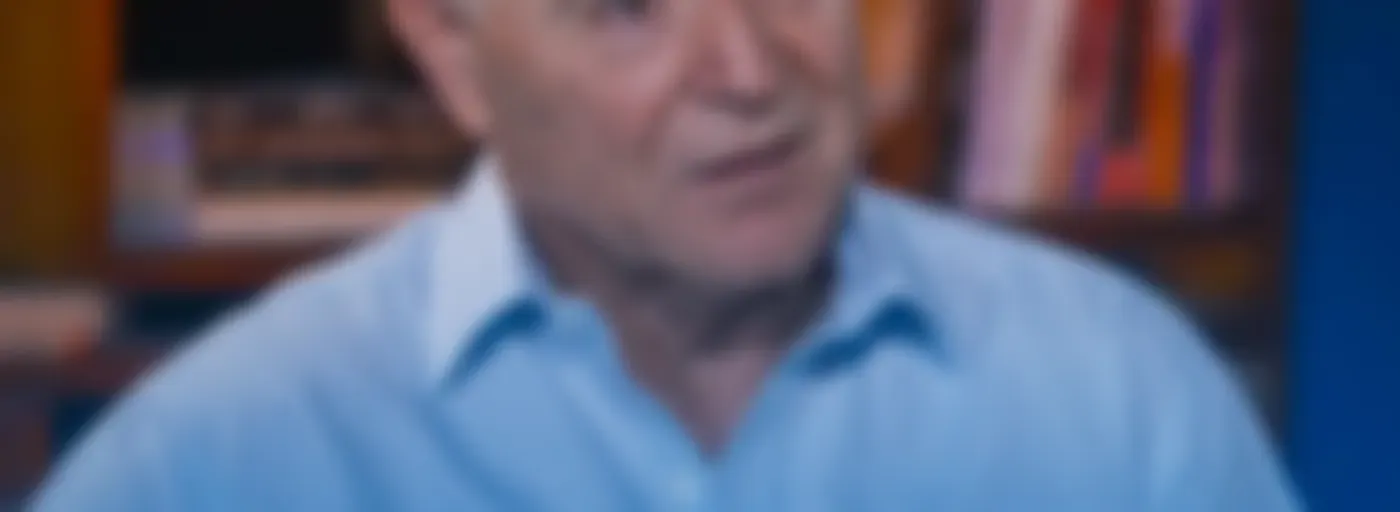 مجتمع مع د. باسم الجمل