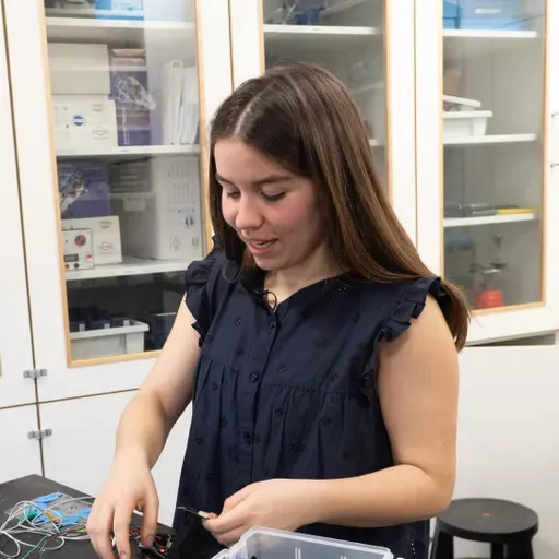 Hvert minut tæller: 17-årige Defne vil fange oversete hjertestop