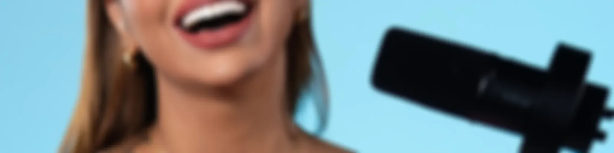 EVELYN REGLY | VACACAST