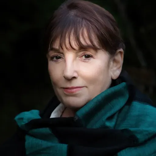 1142: Listen: Caroline Shaw is the CEO of Imago Community in Tunbridge Wells and has been awarded an MBE in the King's New Year Honours - 30/12/2025