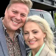 Við vegin - 19. desember 2025 - gestir Krista og Sámal Hanni Lognberg