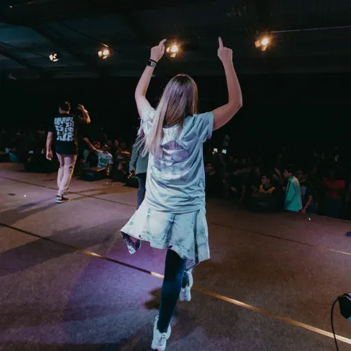 É tempo de irmos mais ALÉM! 🙏 | Priscila Bolzan