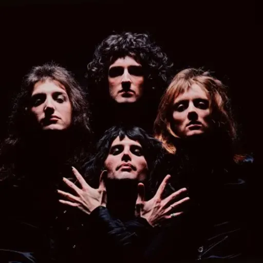 EP 218 "Bohemian Rhapsody", 50 años