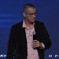 NÃO FUJA do seu chamado - Pr. Leonardo Teixeira