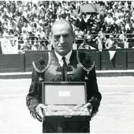 / VR206 / La Cuadrilla