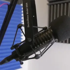 lovely radio 96.5