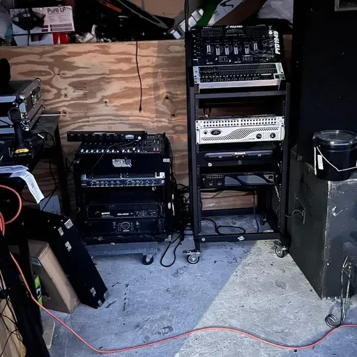 live_vibes_station_20240114_212743