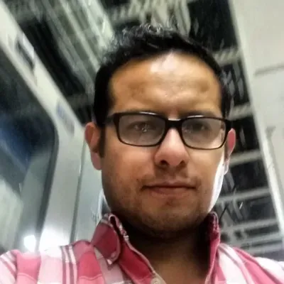En plática con el Inge presenta: Oscar Segura