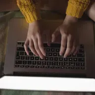 Topic On Online Racism Ends Abruplty After Team Recevies Horrfic Message From Troll