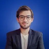 ما هو الميديا باير وكيف يُسوّق كاتب الإعلانات لنفسه: حوار مع مستشار الأعمال خالد بزماوي