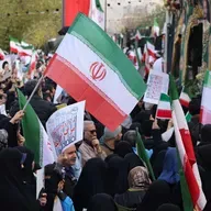 Protesti Irānā vēršas plašumā. Sarunas par Grenlandi. Moldova skatās Rumānijas virzienā