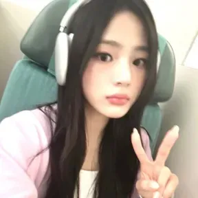 saya minji