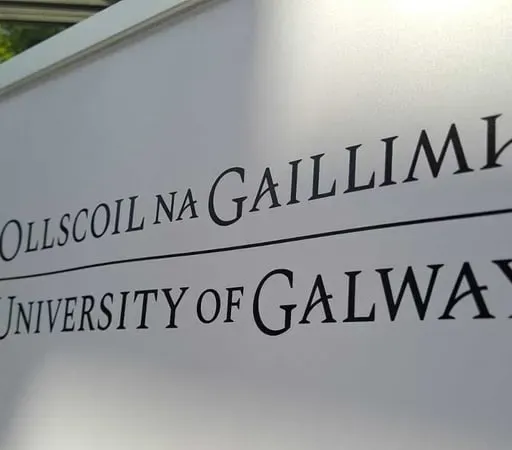 Tús Áite: Agóid in Ollscoil na Gaillimhe
