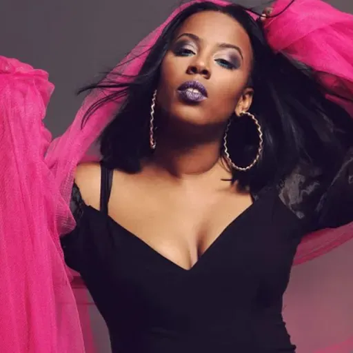 Rihanna_-_Goodbye_Talkmuziktv