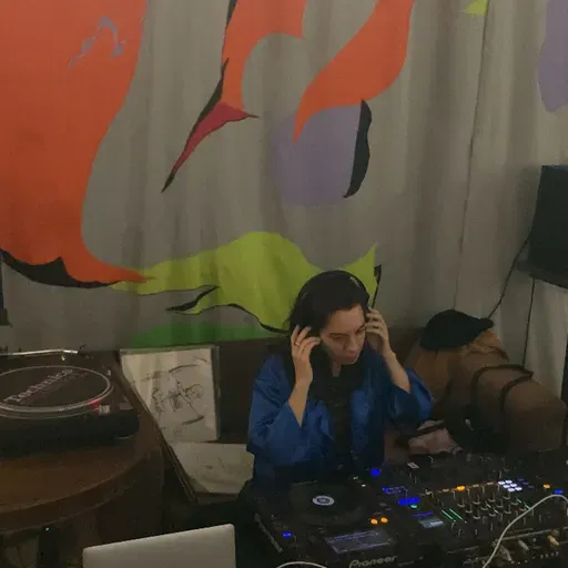 Rádio Temporária do Bonfim: MAYAN