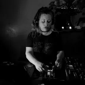 djmica