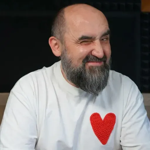 Аляксандр Кныровіч. Déjà vu: дрон ізноў ударыў па беларускім аўтобусе ў Бранскай вобласці РФ.