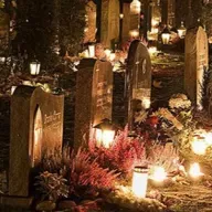 Juan Antonio Sanz,cazador de historias de Vampiros /¿Vuelven los Muertos a estar con nosotros y por qué?”(4p-t12)