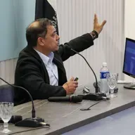 Diego Reynoso: “Las cuestiones microeconómicas afectan más que Adorni a la gestión de Milei”