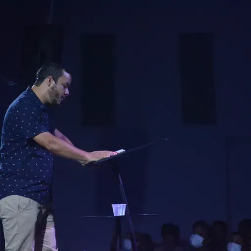 Águas Profundas - Guto Martins