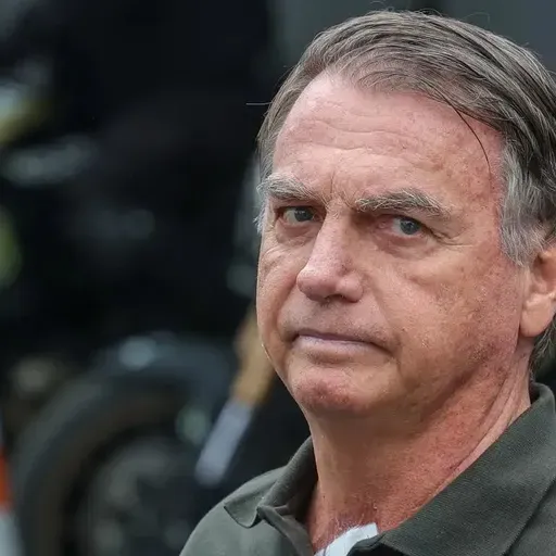 Imprensa internacional repercute fim do processo da trama golpista e início da pena de Bolsonaro