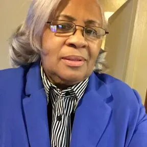 Humillado a los Pies de Jesus