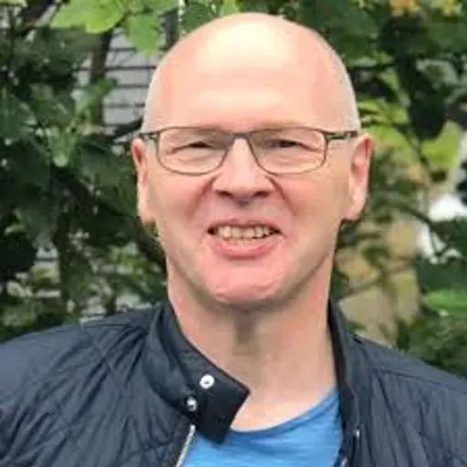 Alfred Petersen - Bólkatrýst