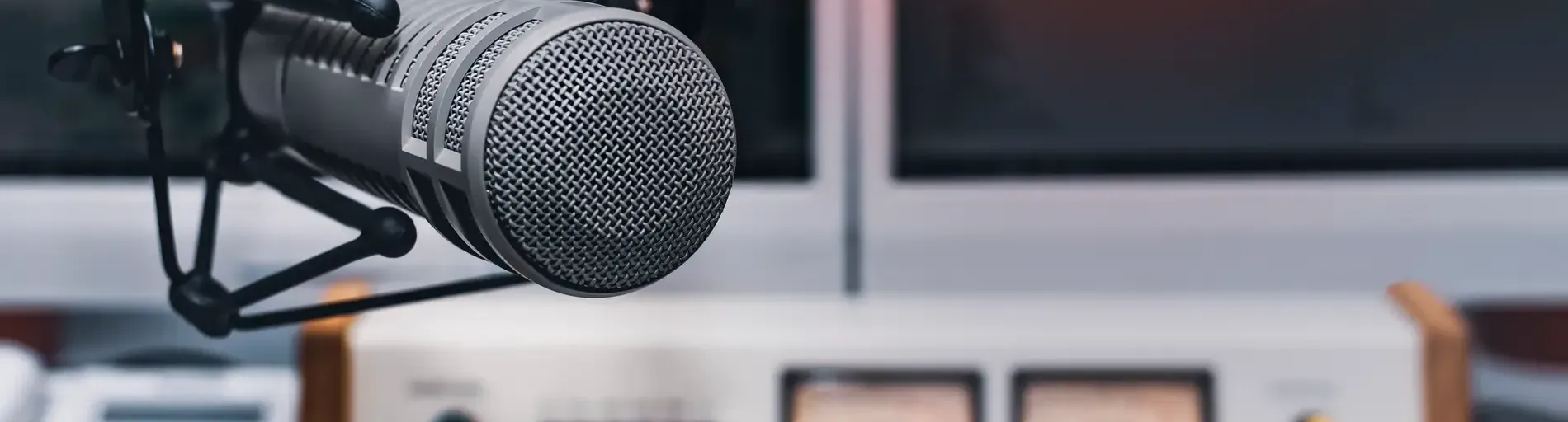 Caru95.7 FM