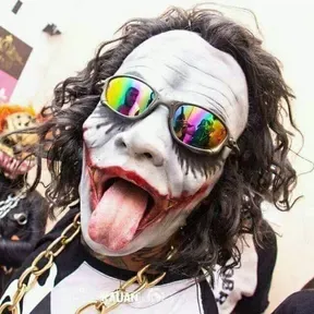 CAIOzk