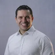 23.11.25 (17h) | "Tudo muda quando somos tocados" (Pr. Raphael Gadelha)