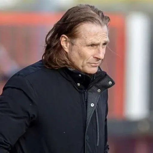1144: LISTEN: Gillingham manager Gareth Ainsworth spoke to reporters after their 2-0 defeat to Swindon Town - 02/01/2025