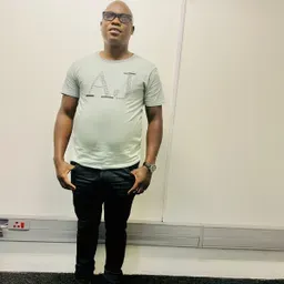 Sila ukhona 