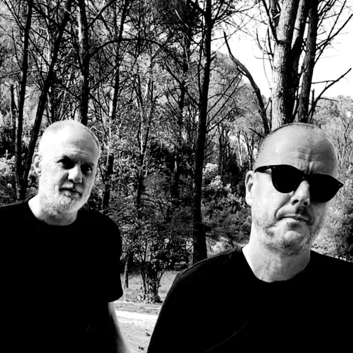 LanD ExcapE (Gavino GANAU / Giovanni DIBELTULU) - Ogni cosa è un segnale