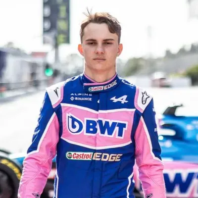 105. PIASTRI tenía razón, su contrato con MCLAREN es VÁLIDO