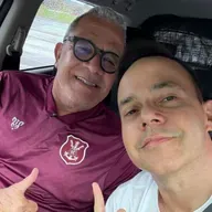 Embolada #352 - "Não projeto parar. Eu preciso do futebol mentalmente": entrevista com Hélio dos Anjos