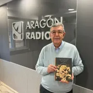 Mirar viendo, el románico de Antonio García Omedes y las relaciones extraconyugales de las reinas en la historia de Carmen Gallardo.