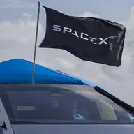 SpaceX si quota in borsa