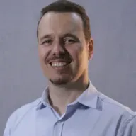 02.11.2025 (10h15) | "Quando nada muda, Deus está transformando você" (Pr. Ivêner Soler)