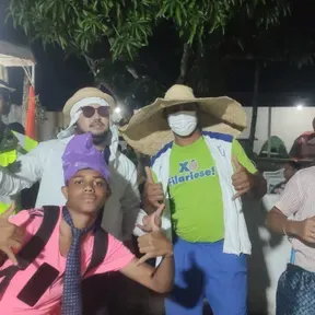 RADIO MANÁ FM