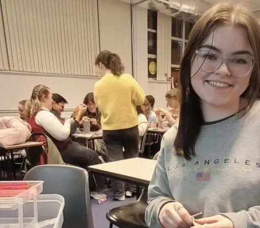 Maggie Ní Dhubhshláin, uachtarán ar an gCumann Cróiseála agus Cniotála.