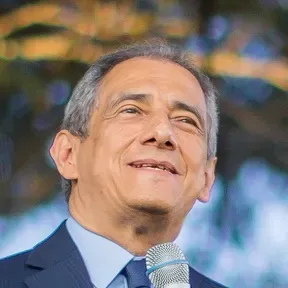 Pastor Mario Vega