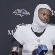 Luke Jones and Nestor discuss knee of Lamar Jackson and Ravens path to victory in Cleveland and beyond