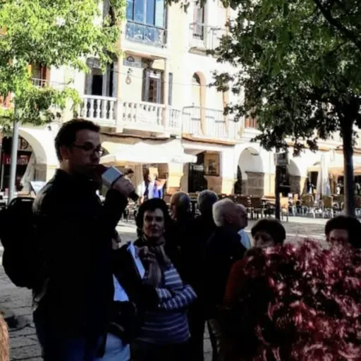 VISITA GUIADA A PLASENCIA CON EL CLUB DE LECTURA "EN CAMINO" EN ALANGE. VIAJE LITERARIO.