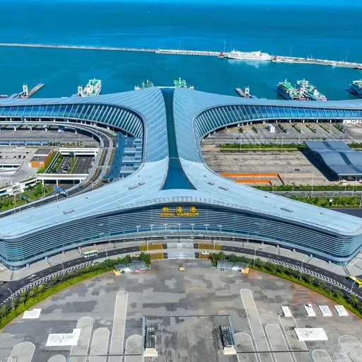 Hainan Free Trade Port marks one month until independent customs operations