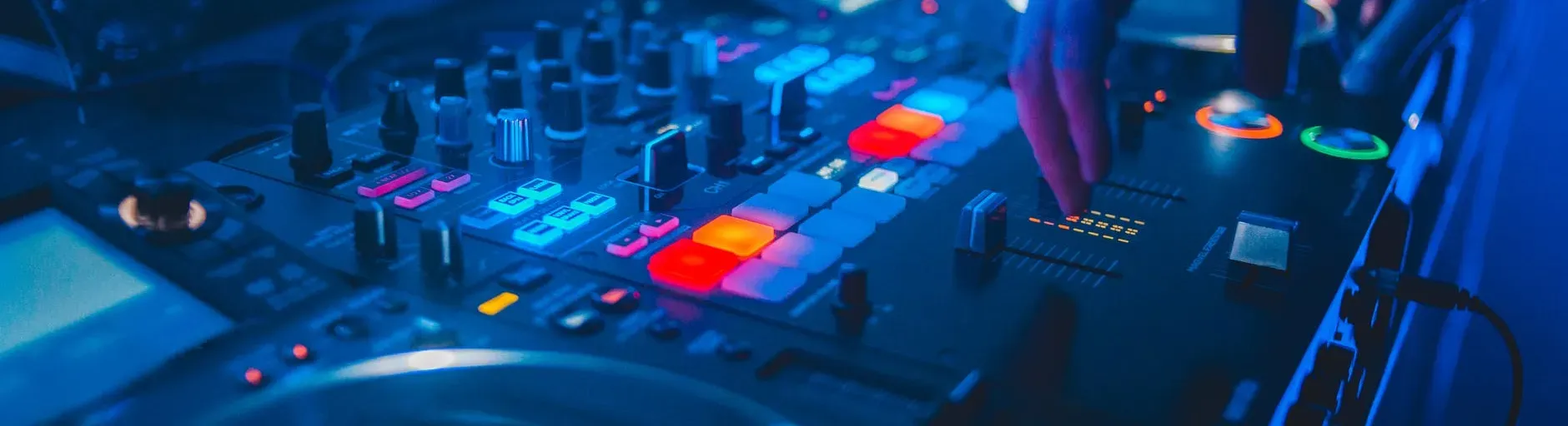 Thunderous Radio